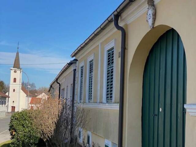 Immobilie in Langeck im Burgenland - LANGECK/NÄHE KIRCHSCHLAG/LOCKENHAUS: VERTRÄUMTER BAUERNHOF MIT GROSSEM GARTEN/ANBAUFLÄCHE - Bild 1