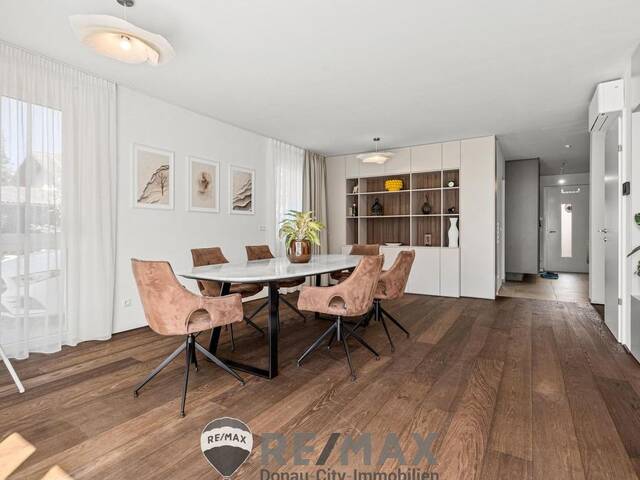 Immobilie in Stockerau - Luxuriös & zentral - Doppelhaus in Stockerau mit 6 Zimmern und hochwertiger Möblierung - Bild 1