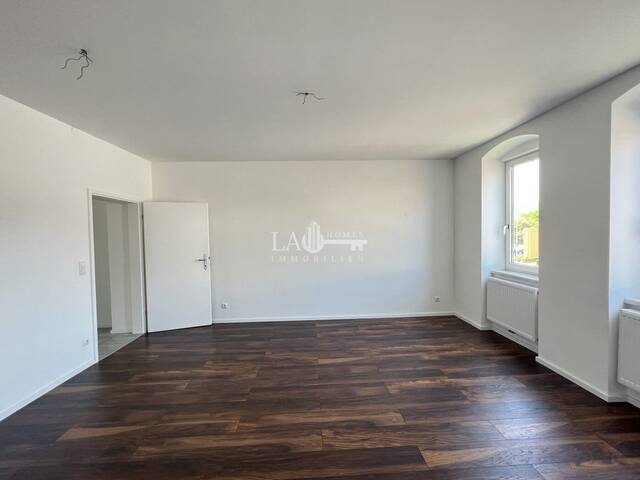 Immobilie in Linz - Helle 2,5 Zimmer Wohnung mit Einbauküche und Balkon ! - Bild 2
