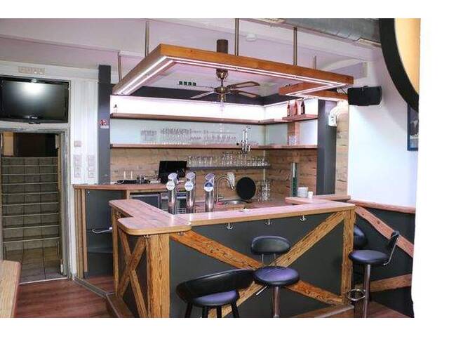 Immobilie in Villach - Wohn- und Geschäftshaus / Gasthaus, Gastgarten & Vermietungspotenzial - Bild 1