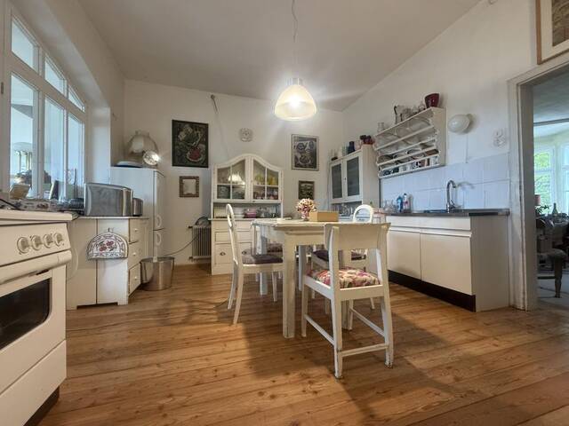 Immobilie in Birgitz - Renovierungsbedürftiger Wohntraum in stilvoller Villa - Bild 1