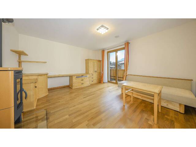 Immobilie in Kitzbühel - Hochwertige Dachgeschosswohnung mit schönem Ausblick in Ruhelage - Bild 3