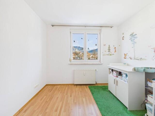 Immobilie in Ferlach - Gepflegte 4-Zimmer-Wohnung mit Lift, Balkon und Stellplatz im Herzen von Ferlach - Bild 4