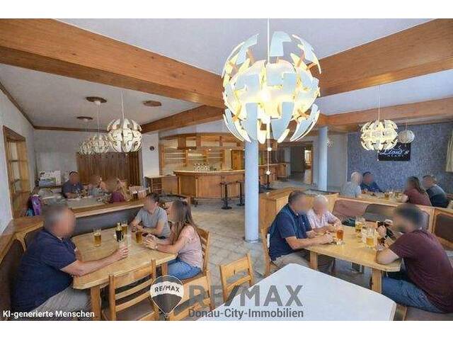 Immobilie in St. Leonhard am Forst - 6 Wohnungen plus Restaurant in bester Lage von St. Leonhard - Bild 2