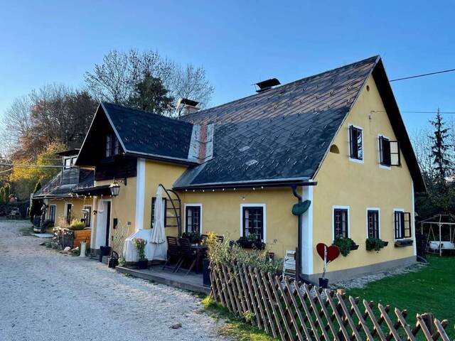 Immobilie in Schiefling - Bauernhof mit Kärntner Landhaus, Stallungen und Koppeln mit Wörtherseeblick - Bild 0
