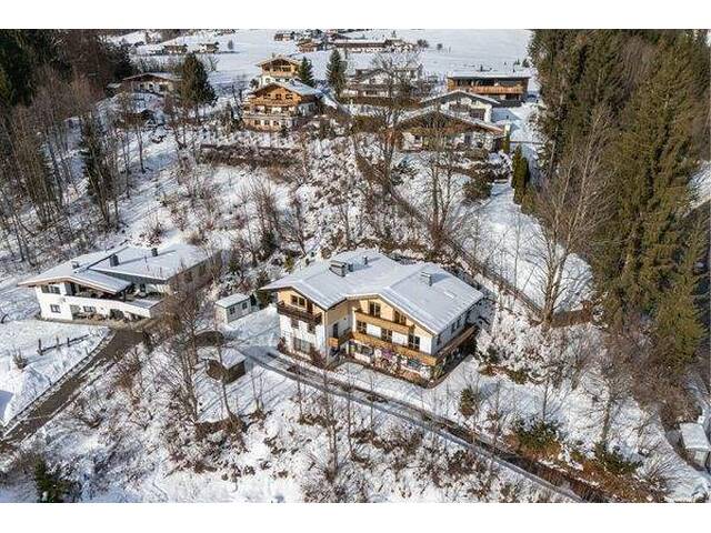 Immobilie in St. Jakob in Haus - Exklusives Penthouse mit Kamin, Terrasse und privater Grünfläche - Bild 2