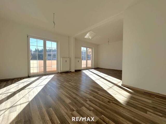 Immobilie in Velden am Wörther See - Stilvoll Wohnen in Velden - Sanierte 3-Zimmer-Wohnung in Seenähe - Bild 0