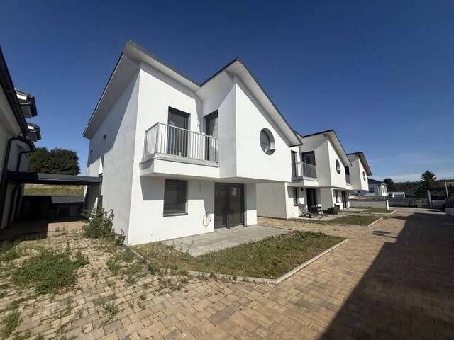 Immobilie in Neusiedl am See - Modernes Reihenhaus in Neusiedl am See - Bild 0