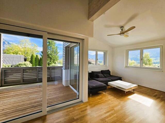 Immobilie in Altmünster - Exklusive 3-Zi.-DG-Wohnung mit Gebirgsblick in ruhiger Lage - Bild 0