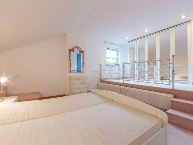 Immobilie in St. Lorenz - Einer der letzten Zweitwohnsitznutzungen!! Seeblick-Wohnung am Mondsee zu kaufen - Bild 0