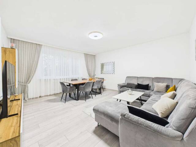 Immobilie in Wels - Moderne 4-Zimmer-Wohnung mit viel Platz & Balkon in bester Welser Stadtlage - Bild 3