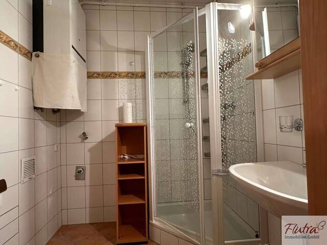 Immobilie in Lambach - Gepflegte 2-Zimmer-Wohnung mit guter Infrastruktur in Lambach - ebenerdig, zentral gelegen - Bild 2