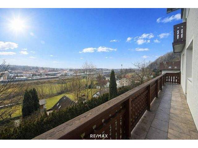 Immobilie in Mürzzuschlag - 230 m² Wohnfläche | 922 m² Grundstück | PV-Anlage | 3 Balkone | Garage - Ihr neues Zuhause in Mürzzuschlag - Bild 3