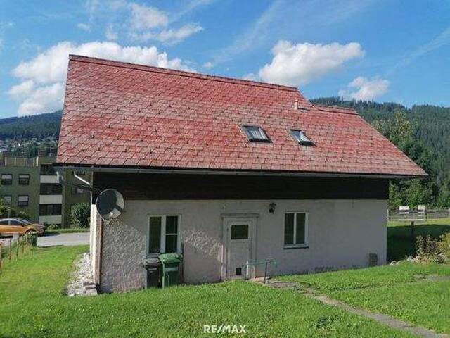 Immobilie in Mürzzuschlag - Sanierungsbedürftiges Zweifamilienhaus mit Nebengebäuden in Traumlage - Bild 1