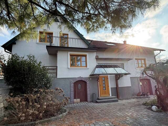 Immobilie in Katzelsdorf - Seltene Chance: Liegenschaft mit zwei Grundstücken und zwei Häusern! - Bild 3