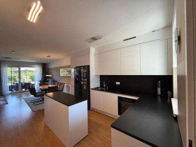 Immobilie in Krems an der Donau - Privat Verkauf!! Modernes Zuhause mit Herz - teilmöbliertes Eckreihenhaus mit Gartenidylle in Krems - Bild 2