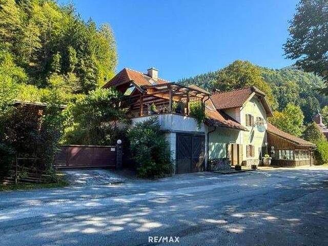 Immobilie in Passail - *** Historisches Anwesen mit Landliebe & Nutzungsmix: Großfamilien, Anleger, Kreative finden hier Raum für Visionen! *** - Bild 0