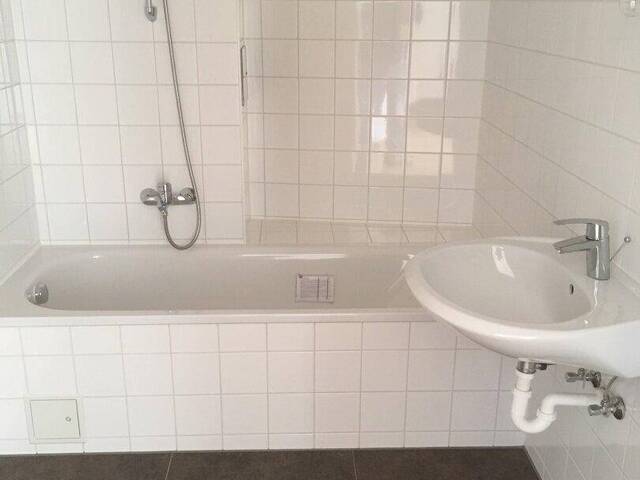 Immobilie in Neunkirchen - Zentrumsnahe 4 Zimmer Wohnung in Neunkirchen - nur 170.000,00 €! - Bild 4