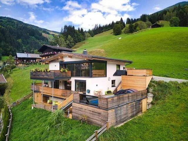 Immobilie in Viehhofen - neuwertiges Bergchalet mit Traumaussicht - absolute Ruhelage - Schischaukel Zell am See / Saalbach-Hinterglemm (Provisionsfrei) - Bild 1
