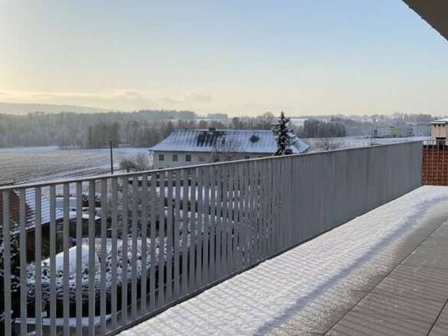 Immobilie in Hofkirchen im Traunkreis - 4-Zimmer-Penthouse-Wohnung mit unverbaubarem Weitblick & Dachterrasse - Hofkirchen | Neubau | Provisionsfrei | TOP 12 - Bild 1