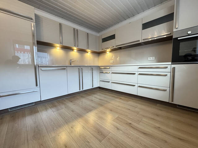 Immobilie in Bludenz - Großzügiges Einfamilienhaus in erhöhter Lage von Bludenz – Ideal für große Familien - Bild 1