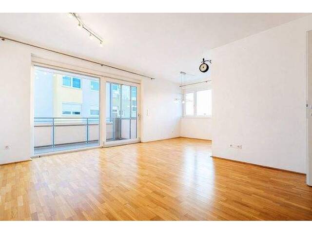 Immobilie in Lochen am See - Helle 3-Zimmer-Wohnung mit Loggia in Lochen am See - Bild 0