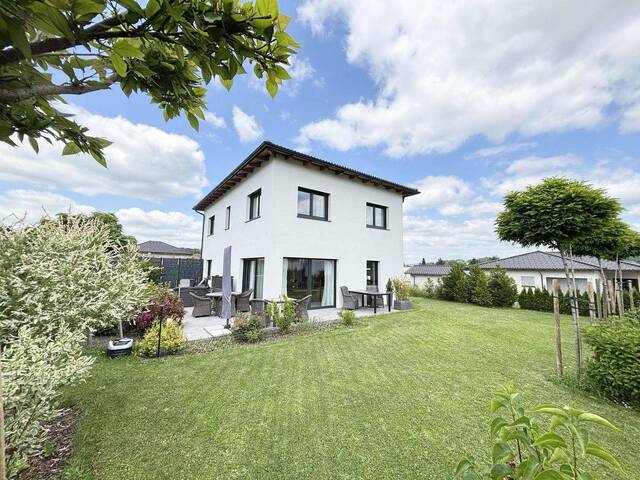 Immobilie in Windhaag bei Freistadt - Exklusive bezugsfertige Liegenschaft in Sonnenlage mit großem Garten | Provisionsfrei - Bild 1