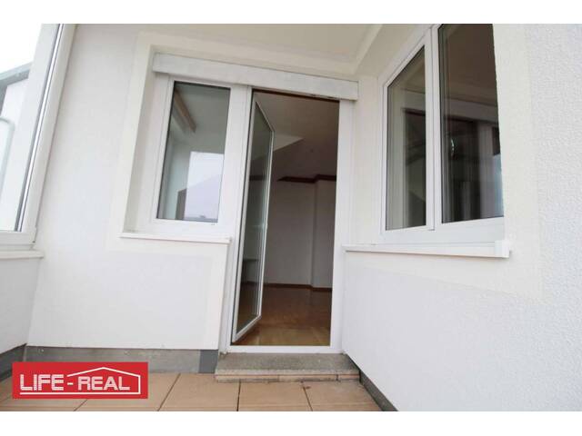 Immobilie in Altlichtenberg - Eigentumswohnung über der Nebelgrenze in Lichtenberg, mit TG - Platz - Bild 0