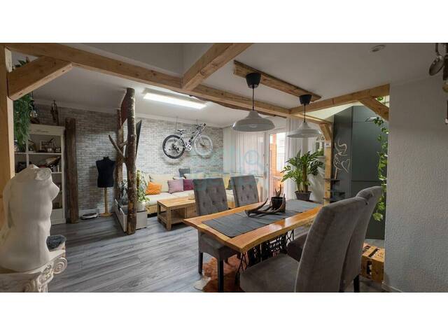 Immobilie in Hörsching - NEUER PREIS! Top renovierte Eigentumswohnung in Hörsching mit verglastem Balkon und Garage - Bild 0