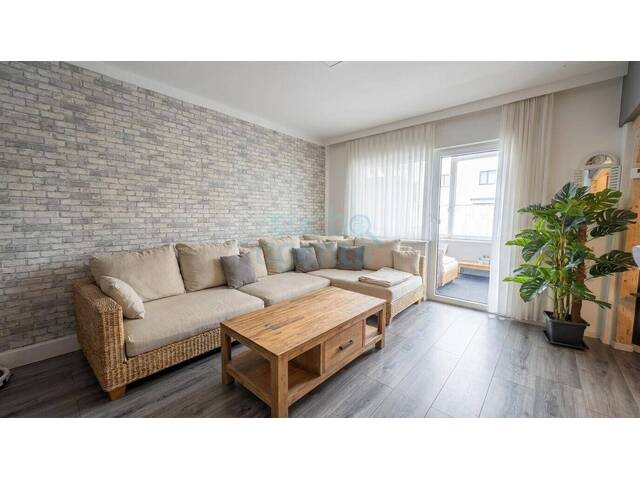 Immobilie in Hörsching - NEUER PREIS! Top renovierte Eigentumswohnung in Hörsching mit verglastem Balkon und Garage - Bild 2