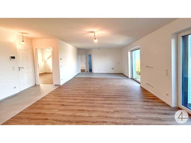 Immobilie in Deutsch-Wagram - Moderne Anlagewohnung mit Balkon und Stellplatz ! - Bild 2