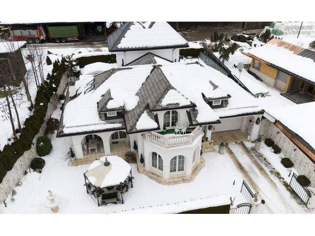 Immobilie in Pertisau - PERTISAU AM ACHENSEE - Luxus pur: Stilvolle Villa mit atemberaubenden Ausblick auf die Tiroler Bergwelt zum Verkauf - Bild 1