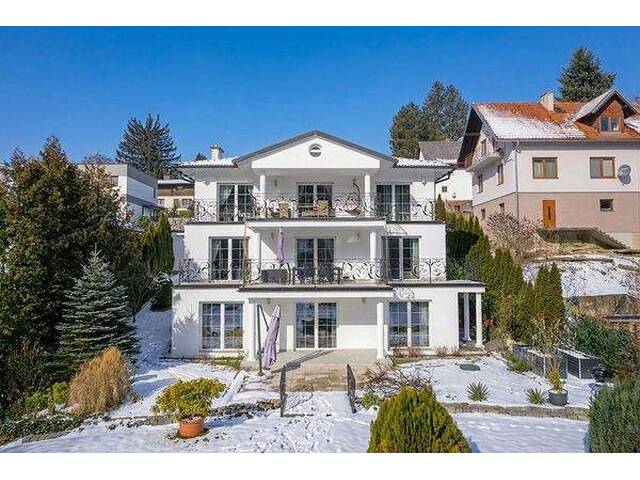 Immobilie in Gablitz - Hochwertige Wohnimmobilie mit 3 Einheiten - Wohnen und Arbeiten in waldnaher Ruhelage - Bild 0