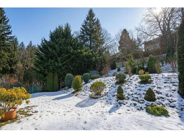 Immobilie in Gablitz - Hochwertige Wohnimmobilie mit 3 Einheiten - Wohnen und Arbeiten in waldnaher Ruhelage - Bild 1