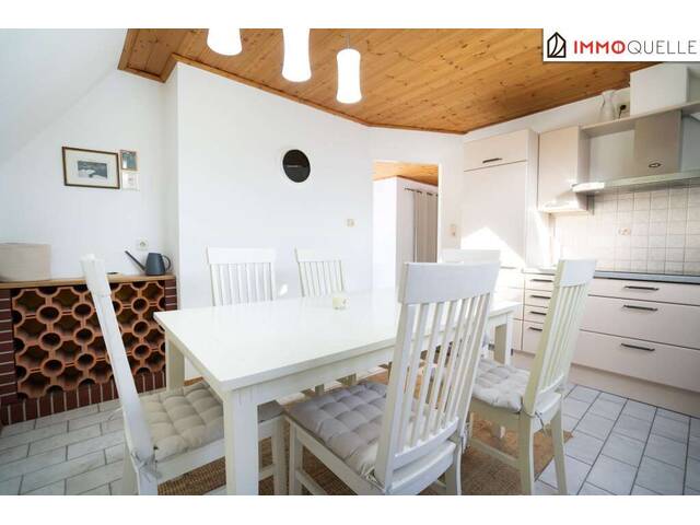 Immobilie in Garsten - Rückzugsort mit Aussicht - Charmante Dachgeschosswohnung in idyllischer Seitenlage von Garsten - Bild 2