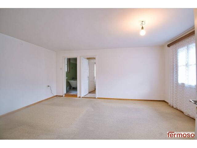 Immobilie in Hallstatt - Exklusives Wohnen in idyllischer Lage mit Seeblick - Traumhaus in Hallstatt mit 7 Zimmern, Garten, Balkon und Stellplätzen. - Bild 4