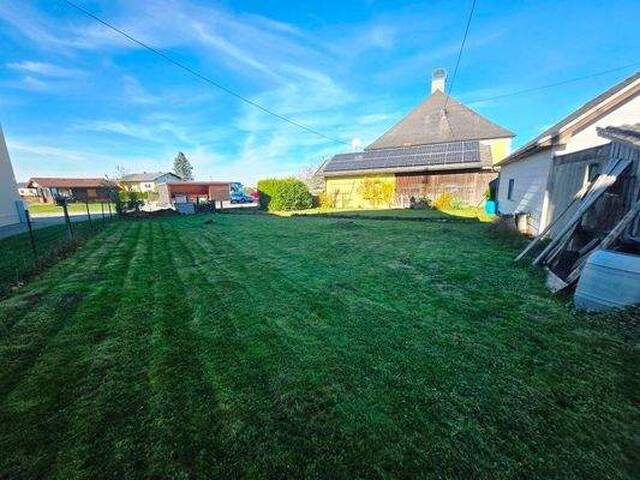 Immobilie in Hochburg-Ach - --Schmuckstück-- Landhaus mit 300 qm WF und über 2000 qm Grundstück - Bild 2