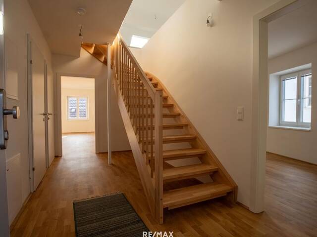 Immobilie in Traismauer - Neubauwohnung im Stadtzentrum mit Ausbaupotenzial & Dachterrasse - Bild 1