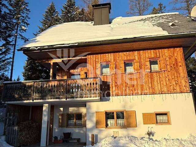 Immobilie in Salla - Aufi auf die Alm! Idyllisch gelegenes Almhaus - Bild 1
