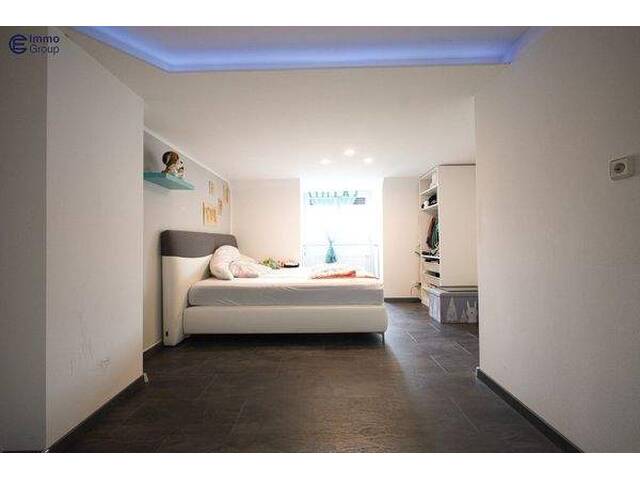 Immobilie in Traun - Exklusives Wohngefühl mit Pool, Zweiteinheit & Toplage - Ihr stilvoller Rückzugsort - Bild 4