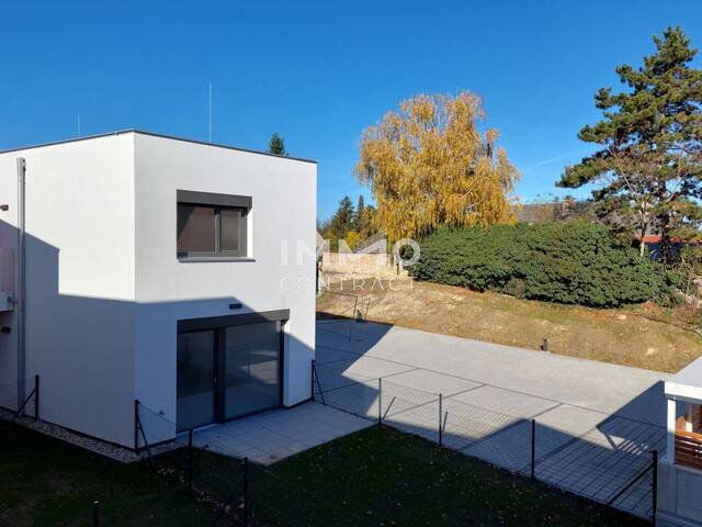 Immobilie in Ulrichskirchen - Weinviertel - Lebensqualität + inklusive Garagenstellplatz - Bild 1