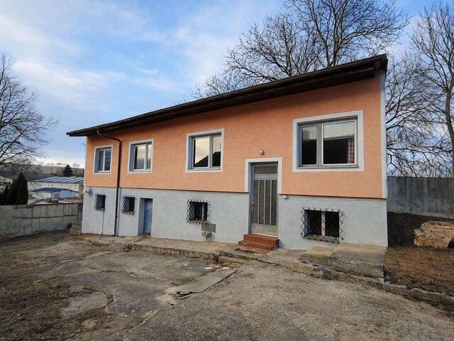 Immobilie in Niederhollabrunn - Ihr erstes eigenes Haus wartet - ideale Erstimmobilie mit viel Gestaltungsspielraum - Bild 0