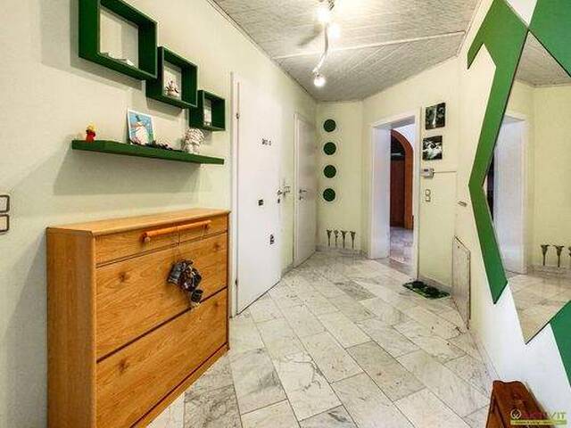 Immobilie in Großlobming - Charmantes Einfamilienhaus mit Garten und Garage in Großlobming. - Bild 1