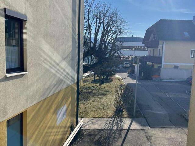 Immobilie in Seewalchen am Attersee - Wohnung mit viel Potential in Toplage! - Bild 2