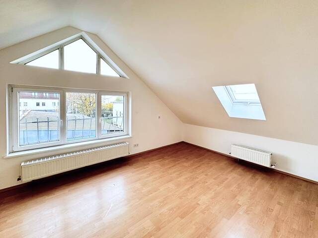 Immobilie in Steyr - Zentrale Dachgeschosswohnung in Steyr - 102 m² Wohnkomfort mit perfekter Infrastruktur - Bild 0