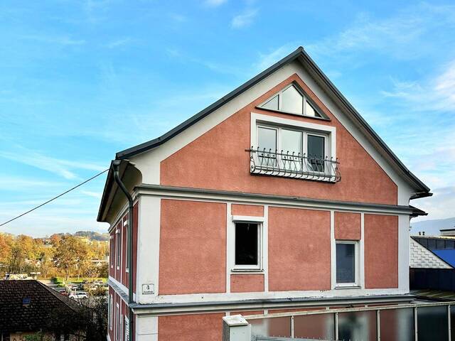 Immobilie in Steyr - Zentrale Dachgeschosswohnung in Steyr - 102 m² Wohnkomfort mit perfekter Infrastruktur - Bild 1