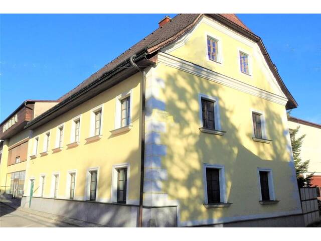 Immobilie in Heidenreichstein - Sehr gepflegtes und schönes Herrenstadthaus mit über 300-jähriger Adelsgeschichte in Heidenreichstein im idyllischen Waldviertel! - Bild 4