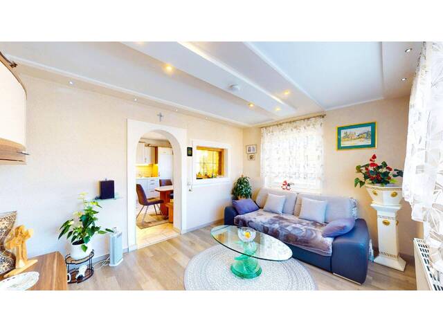 Immobilie in Feistritz im Rosental - Premium-Mehrgenerationenhaus mit 3 Wohnbereichen, Top-Zustand, Windhager-Pelletheizung, 2 Garagen, XXL-Carport, Arrondierungsoption & Stausee fußläufig - Bild 3