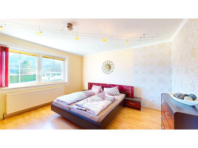 Immobilie in Feistritz im Rosental - Premium-Mehrgenerationenhaus mit 3 Wohnbereichen, Top-Zustand, Windhager-Pelletheizung, 2 Garagen, XXL-Carport, Arrondierungsoption & Stausee fußläufig - Bild 4