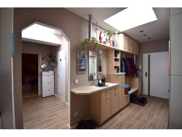 Immobilie in Henndorf am Wallersee - Einziehen und wohlfühlen - Lichtdurchflutete 5-Zimmer-Wohnung mit großzügiger Terrasse nahe dem Wallersee - Bild 3